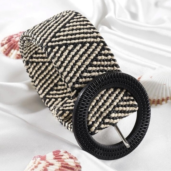 BNWT Woven Belt, Black and Ivory, XL - Picture 2 of 3